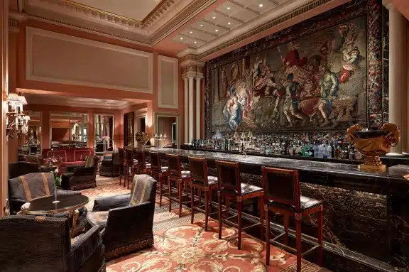 Grand Bretage Lobby.
