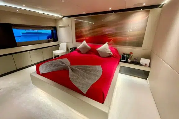 Superyacht MY EDEN VIP cabin