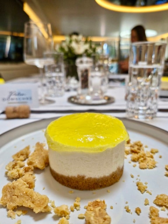 MY EVA serves Lemon Cheesecake
