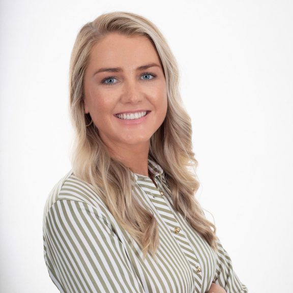 Charter Broker Nadja Asmus with DMA Yachting