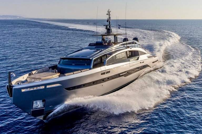 Top 10 Fastest Motor Yachts for Charter in Greece – Need for Speed