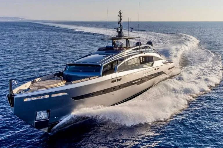 Top 10 Fastest Motor Yachts for Charter in Greece – Need for Speed