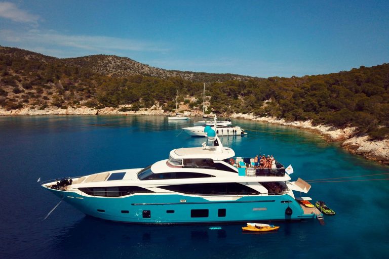 Motor Yachts