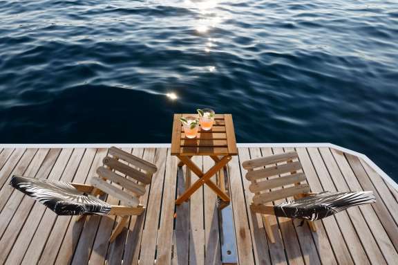 Swim platform