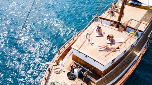 Image of Aegeotissa II yacht #15