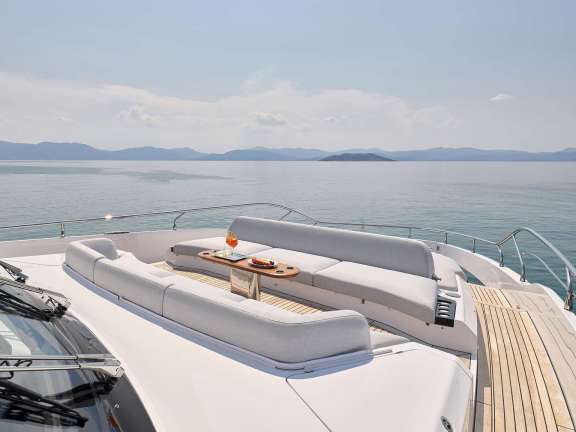Image of ALADDIN SANE yacht #15