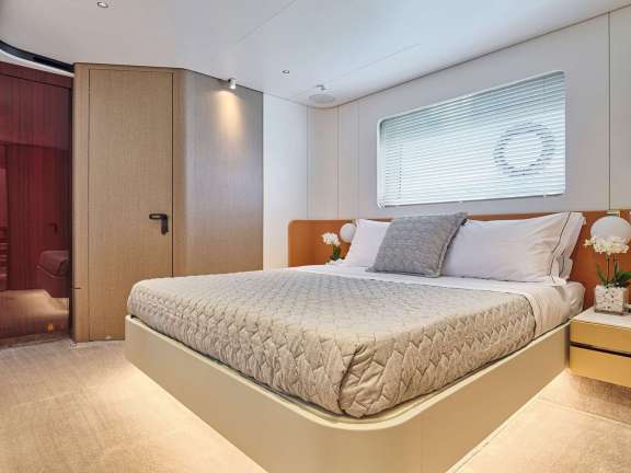 Image of ALADDIN SANE yacht #9