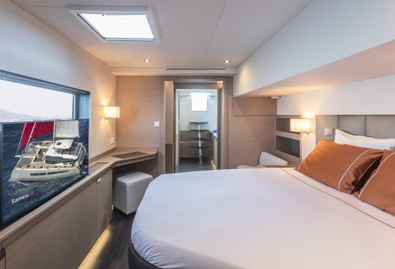 ALLURE 59 Master Cabin