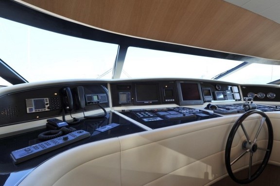 The 35m Yacht PARIS A