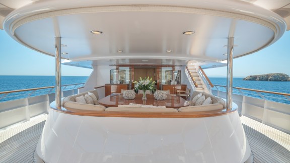 Image of ANCALLIA yacht #11