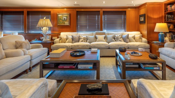 Image of ANCALLIA yacht #22