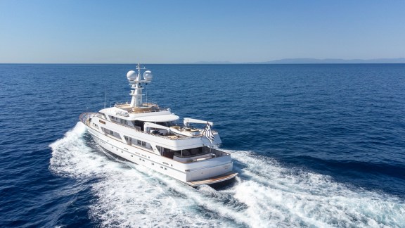 Image of ANCALLIA yacht #3