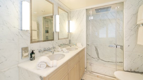 Image of ANCALLIA yacht #35