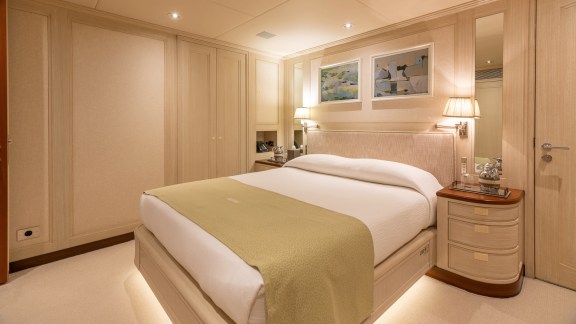 Image of ANCALLIA yacht #41