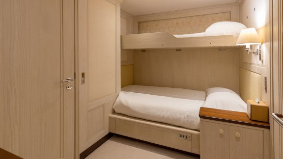 Image of ANCALLIA yacht #56