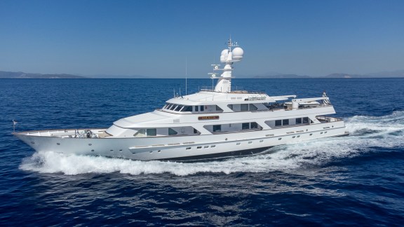 Image of ANCALLIA yacht #7