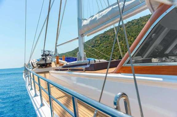 Image of BELLA MARE yacht #5