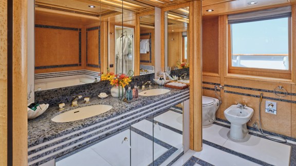 Image of BELLA STELLA yacht #25