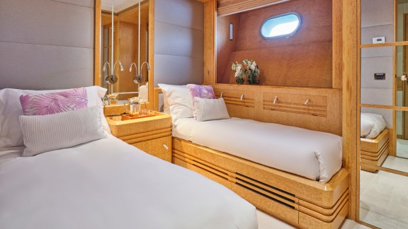 Image of BELLA STELLA yacht #30