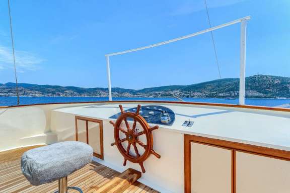 Image of ELARA 1 yacht #15