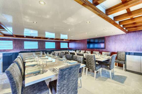 Image of ELARA 1 yacht #2