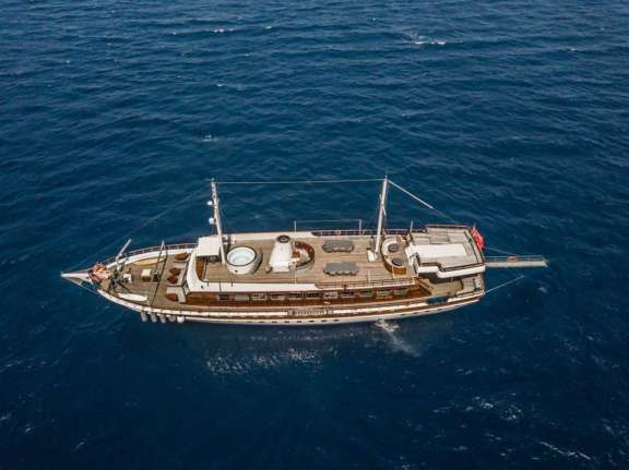 Image of ELARA 1 yacht #4