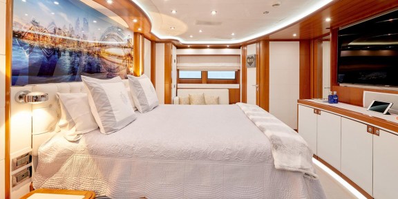 BUNKER CRN Ancona 40M Custom Yacht For Charter (16)