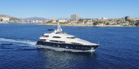 BUNKER CRN Ancona 40M Custom Yacht For Charter (2)