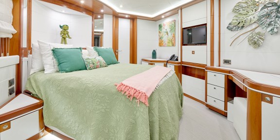 BUNKER CRN Ancona 40M Custom Yacht For Charter (20)