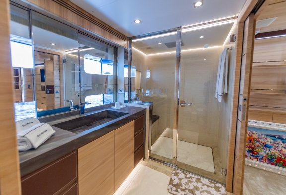DON MICHELE Master Cabin Ensuite