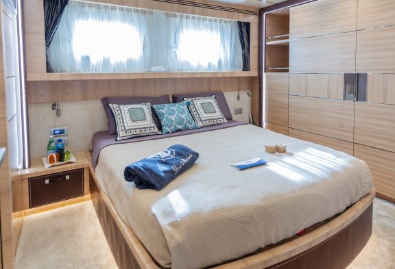 DON MICHELE Double Cabin