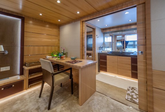 DON MICHELE Master Cabin