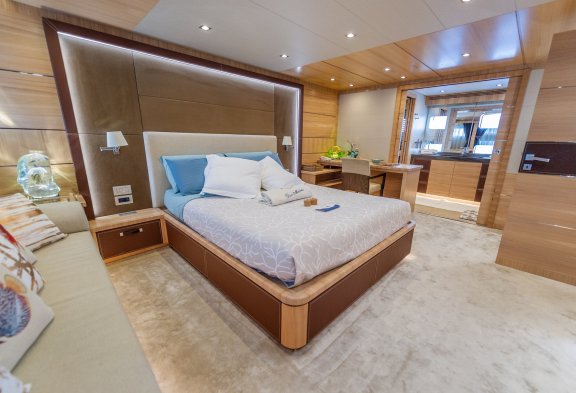 DON MICHELE Master Cabin