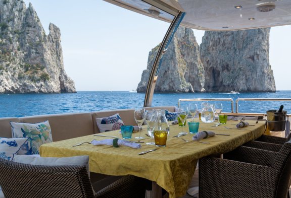 DON MICHELE Cockpit Dining