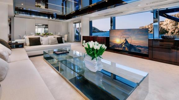 Image of DON’T WORRY yacht #8