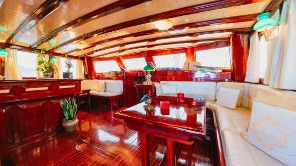 Image of ERATO yacht #2