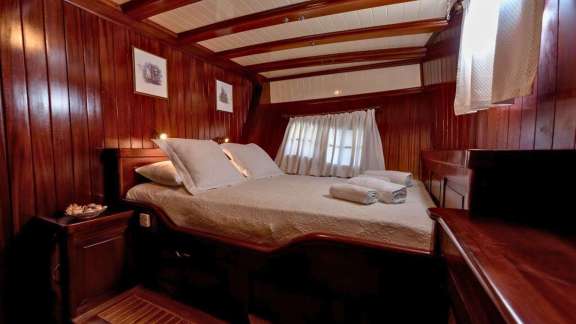Image of ERATO yacht #6
