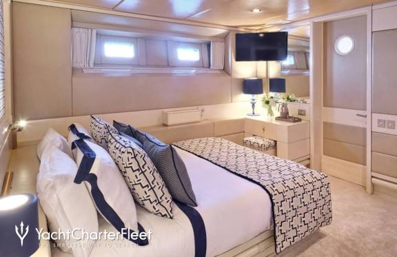 Image of GELLY yacht #18