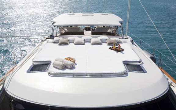 The 36m Yacht GENEVIEVE