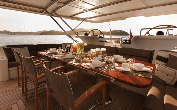 The 36m Yacht GENEVIEVE