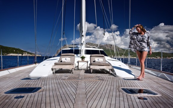 The 36m Yacht GENEVIEVE