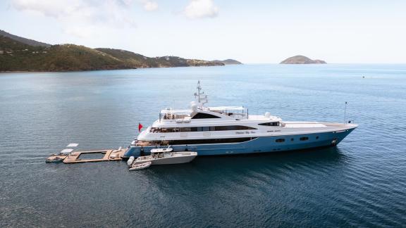 Image of HOLDIN’ MY OWN yacht #65