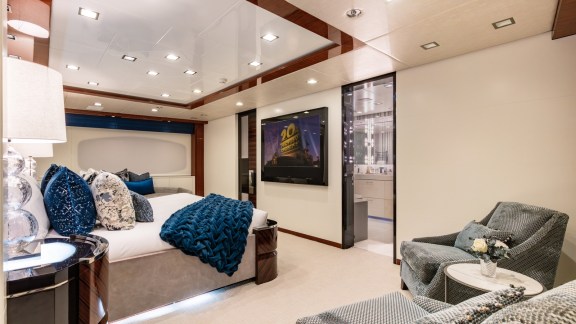 Image of HOLDIN’ MY OWN yacht #26