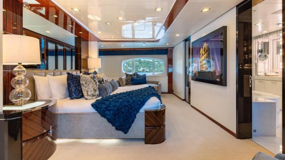 Image of HOLDIN’ MY OWN yacht #29