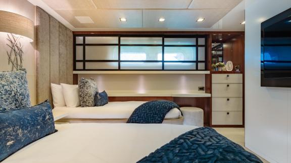 Image of HOLDIN’ MY OWN yacht #42