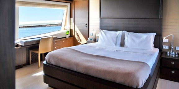 INFINITAS For Charter Custom Line 100 (11)