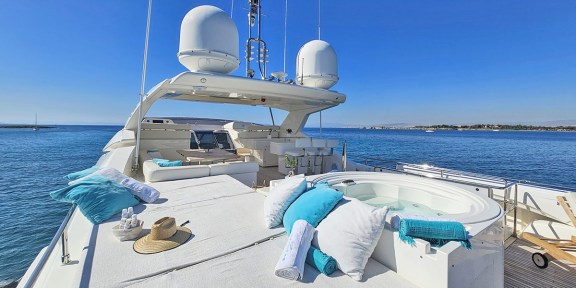 INFINITAS For Charter Custom Line 100 (6)