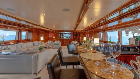 Image of JOIA THE CROWN JEWEL yacht #15