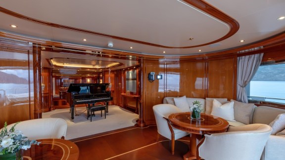 Image of JOIA THE CROWN JEWEL yacht #18