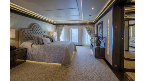 Lady Vera Yacht (93)